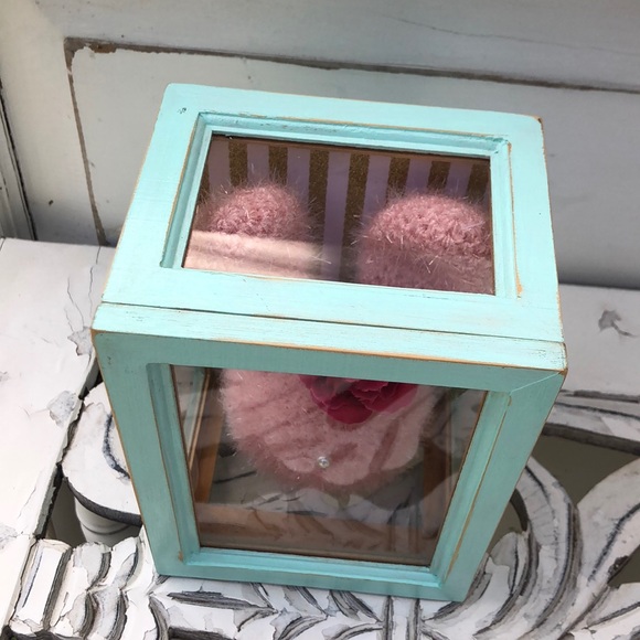 Meet your Posher, Vivian - Picture 5 of 5